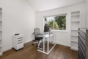 1525 Tyler Park Way, Mountain View, CA 94040 - Photo 22