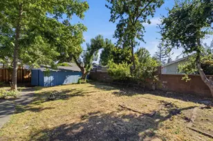 2111 Orchard St, Santa Rosa, CA 95404 - Photo 12