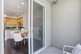 596 San Posadas Ter 23, Sunnyvale, CA 94085 - Photo 18