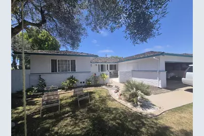 1076 Sierra Madre Dr, Salinas, CA 93901 - Photo 1