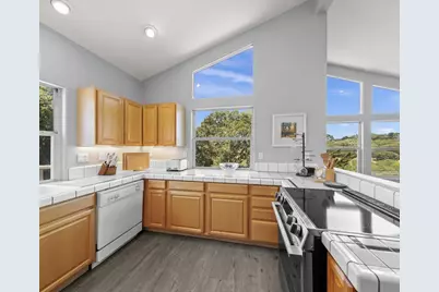 29 Los Encinos Dr, Del Rey Oaks, CA 93940 - Photo 10