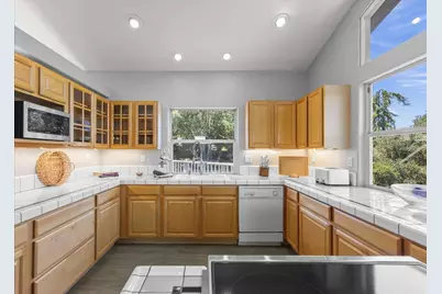 29 Los Encinos Dr, Del Rey Oaks, CA 93940 - Photo 10
