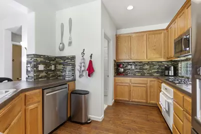 1979 Bradbury St, Salinas, CA 93906 - Photo 8