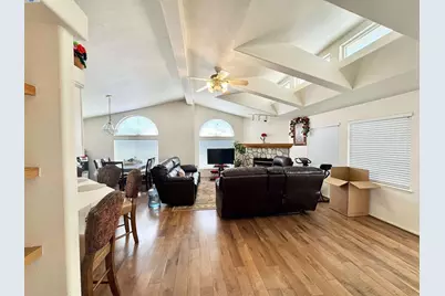 1220 Tasman 39, Sunnyvale, CA 94089 - Photo 4