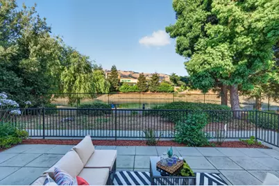 3276 Shiraz Pl, San Jose, CA 95135 - Photo 36