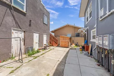 1914 51st Ave, Oakland, CA 94601 - Photo 14