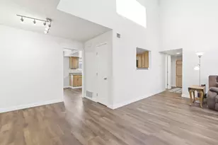 1485 De Rose Way 218, San Jose, CA 95126 - Photo 4