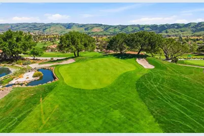 5471 Country Club Pkwy, San Jose, CA 95138 - Photo 68