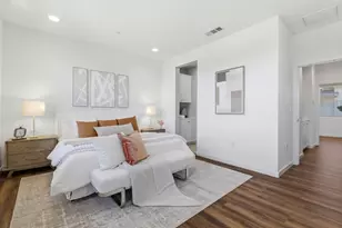 1010 Goldenstar Pl, San Jose, CA 95131 - Photo 18