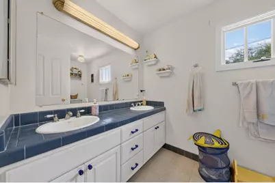 170 Herlong Ave, San Jose, CA 95123 - Photo 18