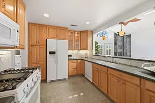 Rio Vista Dr, Pacifica, CA 94044 - Photo 18