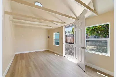 135 E Younger Ave, San Jose, CA 95112 - Photo 14