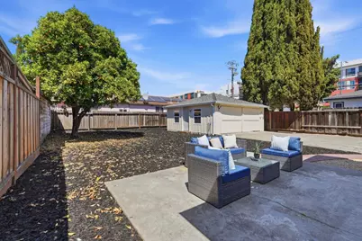 135 E Younger Ave, San Jose, CA 95112 - Photo 18