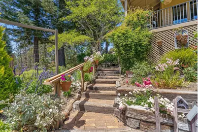 200 McAmant Dr, Santa Cruz, CA 95060 - Photo 68