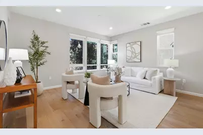 162 Llano De Los Robles Ave, San Jose, CA 95136 - Photo 2