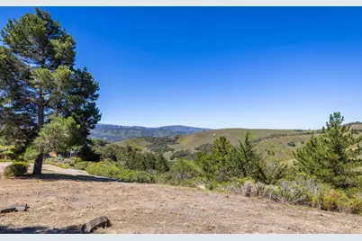 25330 Tierra Grande Dr, Carmel, CA 93923 - Photo 2