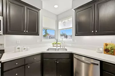 106 Avon Ter, Sunnyvale, CA 94087 - Photo 12