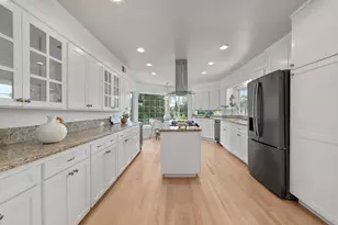 16057 Shannon Rd, Los Gatos, CA 95032 - Photo 14