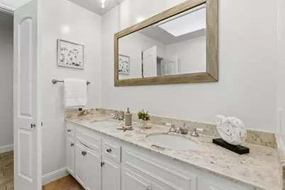 2140 Carmelita Ave, Hillsborough, CA 94010 - Photo 34