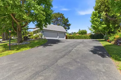 2140 Carmelita Ave, Hillsborough, CA 94010 - Photo 50