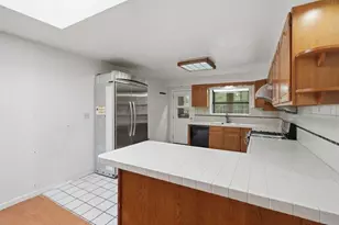 565 Crespi Dr, Pacifica, CA 94044 - Photo 44