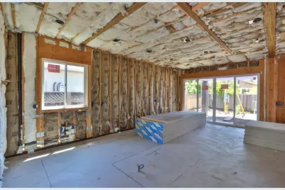 10337 Menhart Ln, Cupertino, CA 95014 - Photo 4