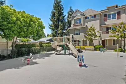 1271 Westbury Dr, San Jose, CA 95131 - Photo 14