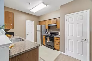 237 Pacifica Blvd 301, Watsonville, CA 95076 - Photo 10
