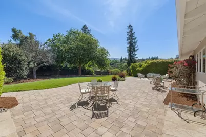 27133 Adonna Ct, Los Altos Hills, CA 94022 - Photo 30