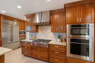 27133 Adonna Ct, Los Altos Hills, CA 94022 - Photo 18