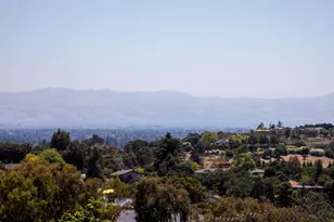 27133 Adonna Ct, Los Altos Hills, CA 94022 - Photo 38