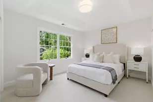 8 Almendra Ln, Los Altos, CA 94022 - Photo 20