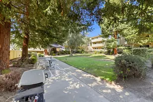 1031 Crestview Dr 106, Mountain View, CA 94040 - Photo 34