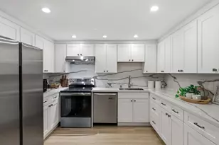 1031 Crestview Dr 106, Mountain View, CA 94040 - Photo 10