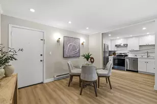 1031 Crestview Dr 106, Mountain View, CA 94040 - Photo 6