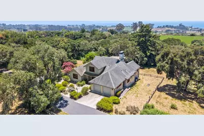 360 Babe Thompson, Watsonville, CA 95076 - Photo 6