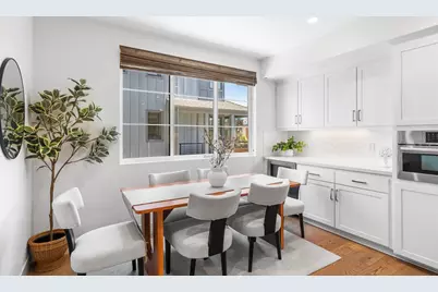 16015 Bartlett Ct, Los Gatos, CA 95032 - Photo 4