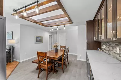 3294 Lindenoaks Dr, San Jose, CA 95117 - Photo 12