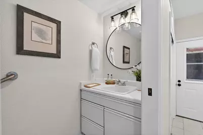 334 Pennsylvania Ave, Santa Cruz, CA 95062 - Photo 16