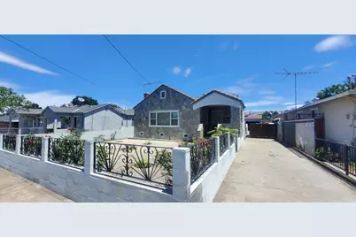 34th St, San Jose, CA 95116 - Photo 2
