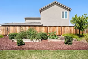 2201 Brighton Dr, Hollister, CA 95023 - Photo 30