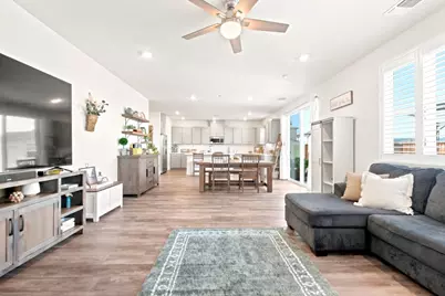 2201 Brighton Dr, Hollister, CA 95023 - Photo 10