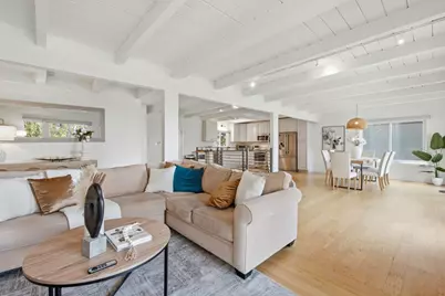 2323 Mastlands Dr, Oakland, CA 94611 - Photo 4