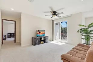 18120 Jaguar Ct, Tarzana, CA 91335 - Photo 24