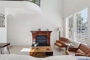 18120 Jaguar Ct, Tarzana, CA 91335 - Photo 12