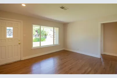 80 Roosevelt Ave, San Martin, CA 95046 - Photo 6