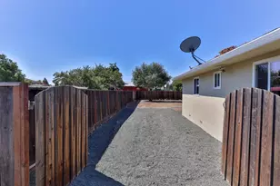 80 Roosevelt Ave, San Martin, CA 95046 - Photo 12