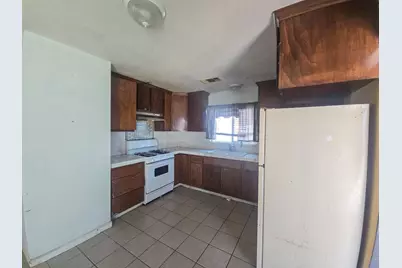 45 Sherwood Dr, Salinas, CA 93901 - Photo 2