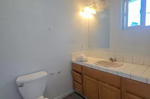 45 Sherwood Dr, Salinas, CA 93901 - Photo 8