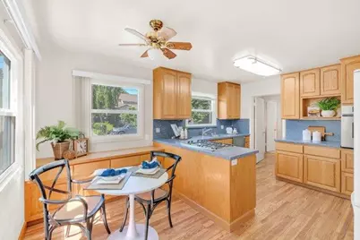 320 Hobart Ave, San Mateo, CA 94402 - Photo 8